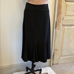 Focus 2000 Classic Black Midi Skirt